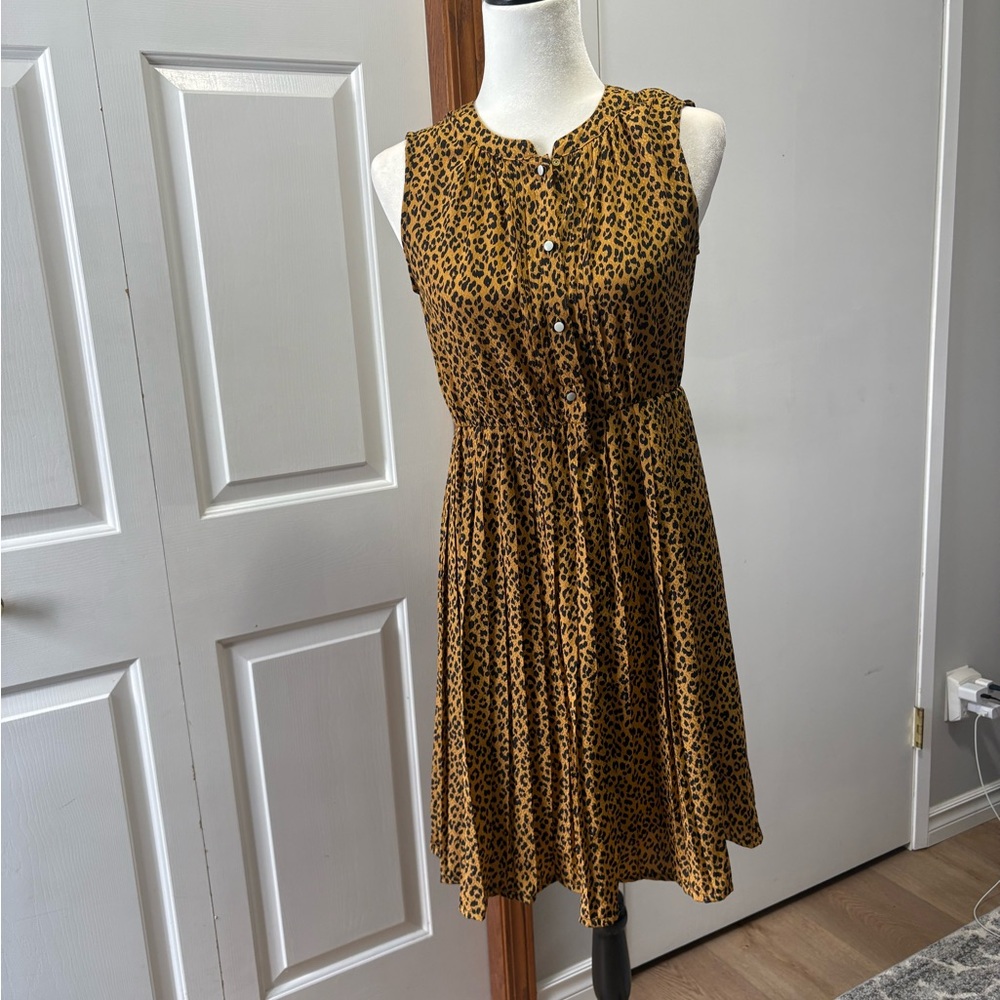 Leopard Print Sleeveless Dress